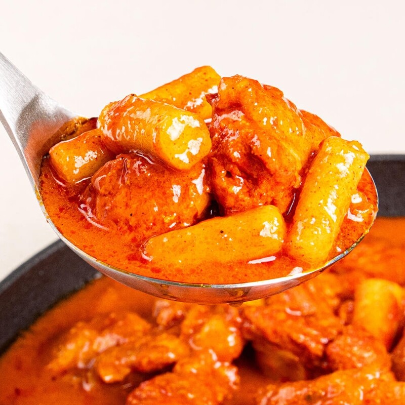 강원더몰,[홍익상회] 춘천닭갈비떡볶이 900g x 2팩 매콤달콤 특제소스
